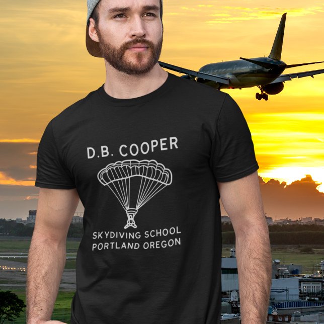 D.B. Cooper Skydiving School T-Shirt (Von Creator hochgeladen)