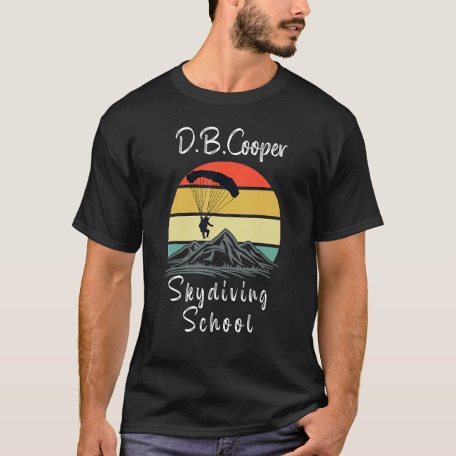 D B Coopers Skydiving School Portland Oregon Desi T-Shirt (Vorderseite)