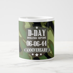 D-Day-Jubiläumsabzeichen mit Tarnung Jumbo-Tasse