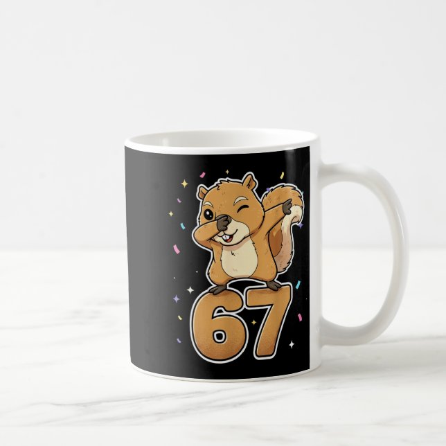 Dabbing 67 Squirrel 67 Funny Six Seven Gen Z Slang Kaffeetasse (Rechts)