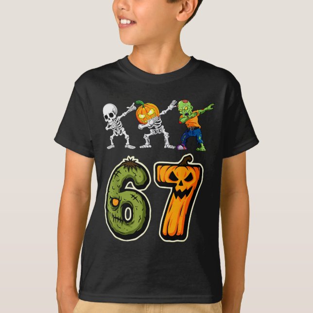 Dabbing Halloween Boys Six Seven 67 Meme Funny Kid T-Shirt (Vorderseite)
