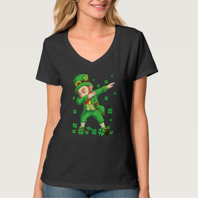 Dabbing Leprechaun St. Patricks Day 2022 Boys Ki T-Shirt (Vorderseite)