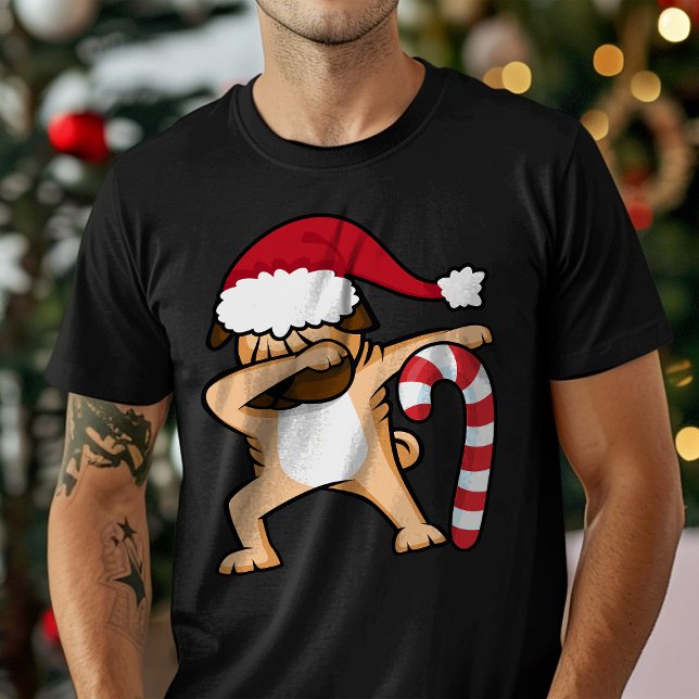 Dabbing Mops Dog Weihnachtsfeiertag T-Shirt (Von Creator hochgeladen)