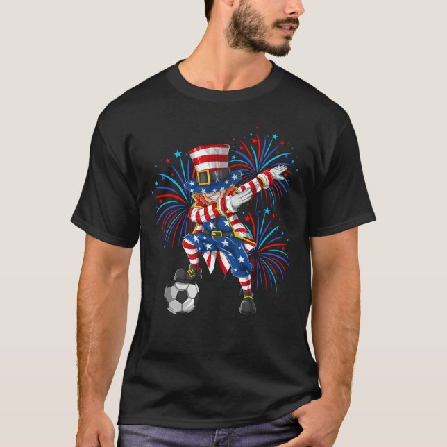 Dabbing Onkel Sam 4. Juli Fußball American Flag T-Shirt (Vorderseite)