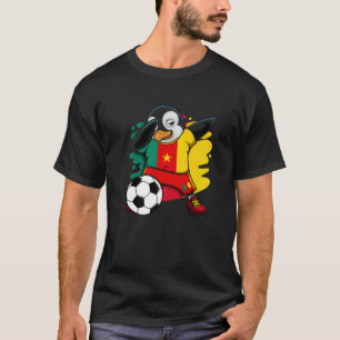 Dabbing Pinguin Cameroon Soccer Fans Jersey Footba T-Shirt