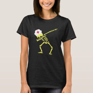 Dabbing-Skelett radioaktive Krankenschwester Hallo T-Shirt