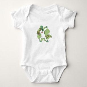 Dabbing St Patricks Unicorn Baby Bodysuit Baby Strampler