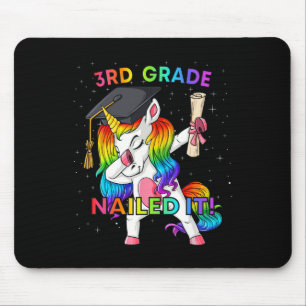 Dabbing Unicorn 3rd Grade Nails It Abschluss Gir Mousepad