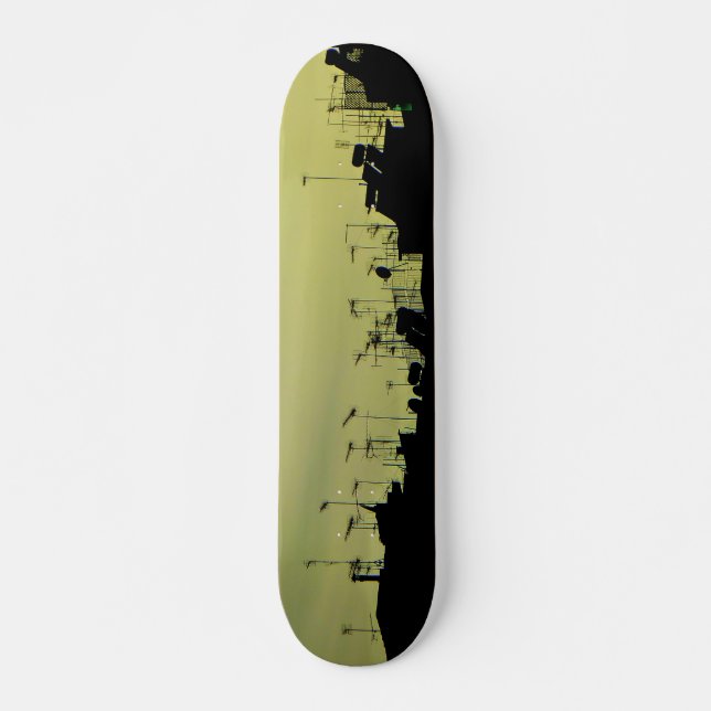 Dachschatten. Skateboard (Vorne)