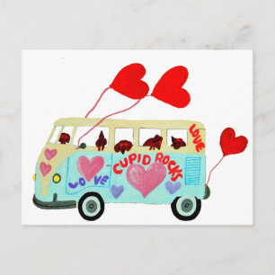 Dachshund-Cupids in ihrem Valentinsliebesmobil Feiertagspostkarte