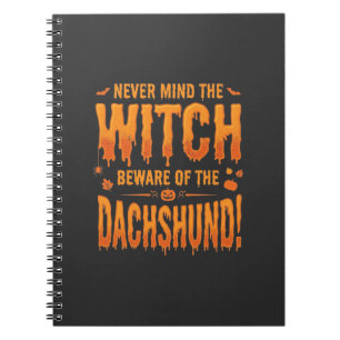 Dachshund Halloween Hexenwarnung Typografie Vecto Notizblock