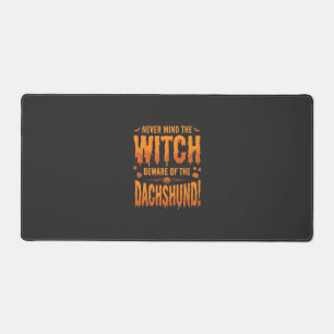 Dachshund Halloween Hexenwarnung Typografie Vecto Schreibtischunterlage