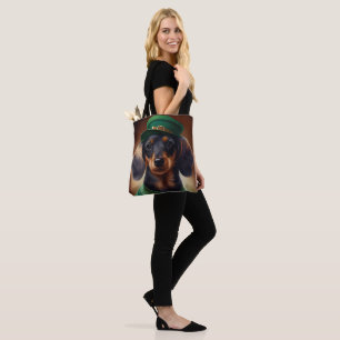 Dachshund Hund im St. Patrick's Day Kleid