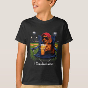 Dachshund trinkt Eiskaffee Baseballfeld live T-Shirt
