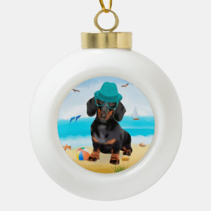 Dackel Dog on Beach Keramik Kugel-Ornament