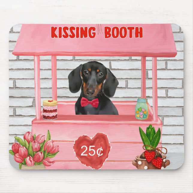 Dackel Dog Valentine's Day Kissing Booth Mousepad (Vorne)