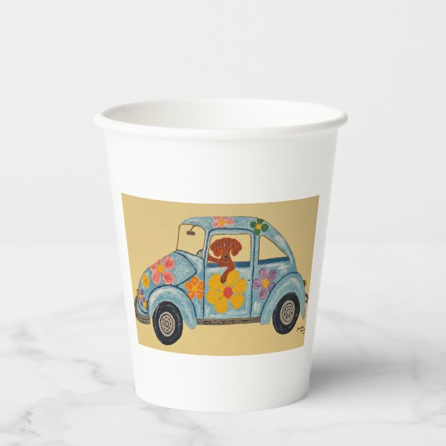 Dackel im Hippie-Auto Pappbecher (Vorderseite)