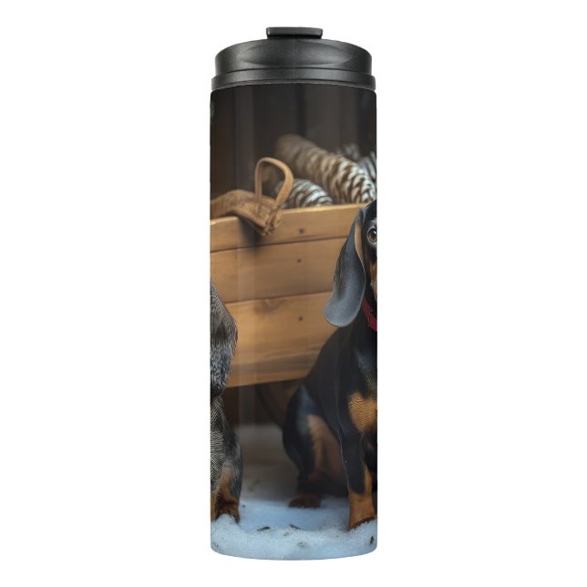 Dackel Snowy Sleigh Weihnachtsdekor Thermosbecher (Vorderseite)