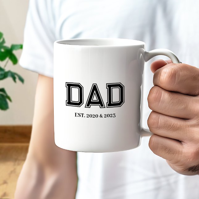 Dad Established Simple Modern College Typography Kaffeetasse (Dad Established: the perfect customizable college style text design with the years he became a dad)