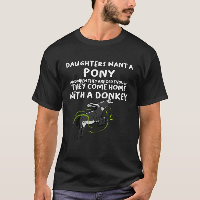 Dad Jokes with a Donkey Boyfriend T-Shirt (Vorderseite)