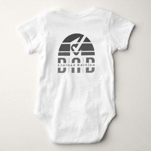 Dad Limited Edition: Vaterschaft als sichtbares Ge Baby Strampler