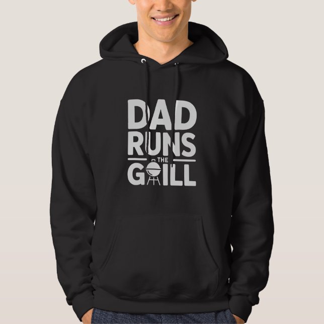 Dad Runs the Grill BBQ  Hoodie (Vorderseite)
