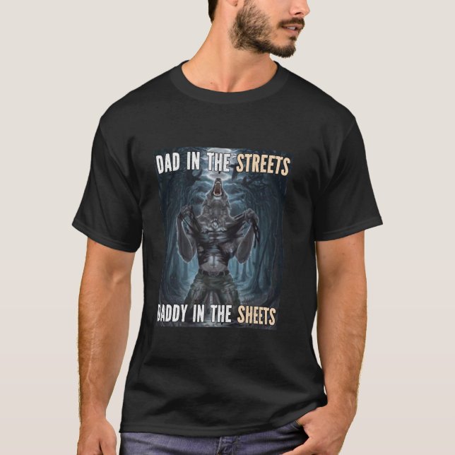 Daddy in den Schafen Funny Alpha Werwolf Wolf Meme T-Shirt (Vorderseite)