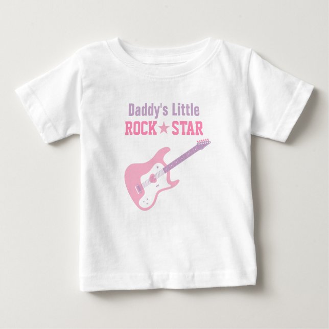 Daddy Little Rock Star Pink Gitarre für Baby Girls Baby T-shirt (Vorderseite)