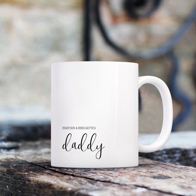 Daddy Modern Simple Kids Names Day Kaffeetasse (Simple Black and White Fathers Day Coffee Mug Kids Names Customizable Daddy Mug)