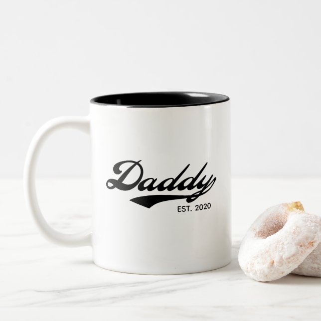 Daddy Tasse (Est Year) - maßgeschneiderte Wörter (Mit Donut)
