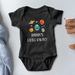 Daddy's Little Galaxy Funny Quote Watercolor Space Baby Strampler