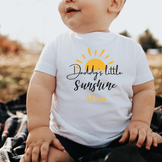 Daddy's Little Sunshine Custom Funny Geschenk Neug Baby T-shirt (Von Creator hochgeladen)