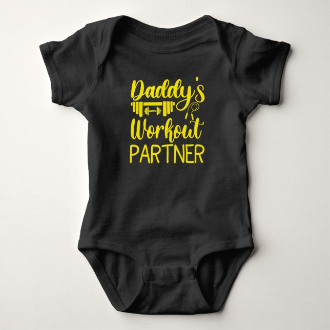 Daddy's Workout Partner Baby Strampler (Vorderseite)