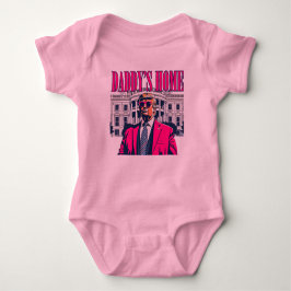 Daddys Zuhause Pink Trump Baby Strampler