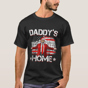 Daddys Zuhause Trump Xmas 2024 Funny Trump nimmt A T-Shirt