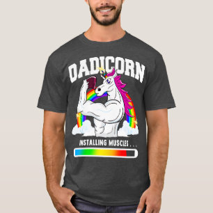Dadicorn Vater Einhorn Installation von Muskeln T-Shirt