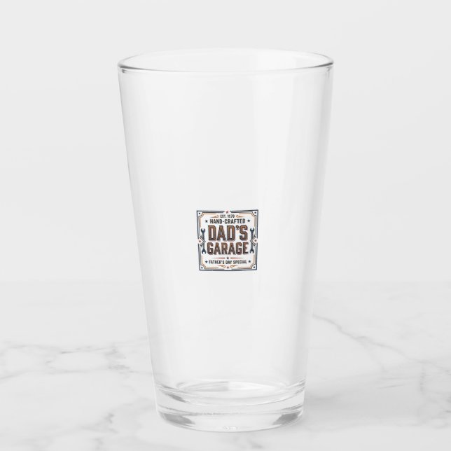 Dads Garage Vintage Vatertag Glas (Vorderseite)