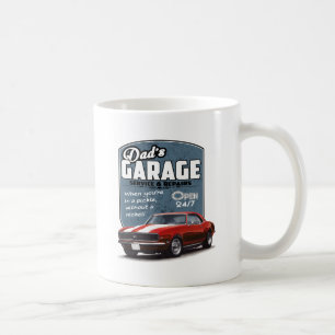 Dads roter Camaro in der Garage Tasse