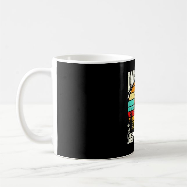 Dadsquatch wie ein normaler Vater, nur squatchiger Kaffeetasse (Links)