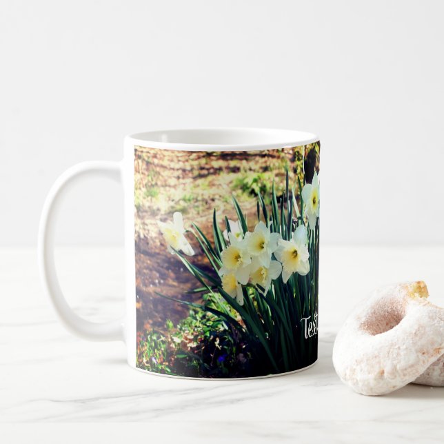 Daffodien von Brook Personalisiert Kaffeetasse (Mit Donut)
