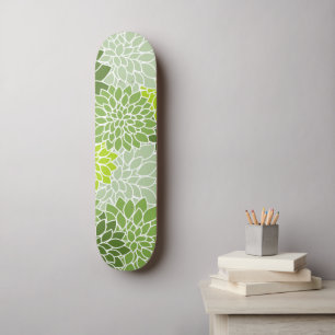 Dahlia-Blume, Muster von Blume, grüner Dahlia Skateboard