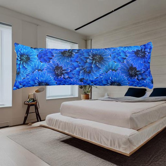 Dahlien in königsblau - Blumendesign, Seitenschläferkissen (Von Creator hochgeladen)