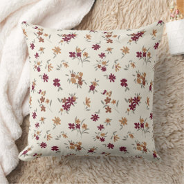 Dainty Gold Maroon Floral Pattern Kissen