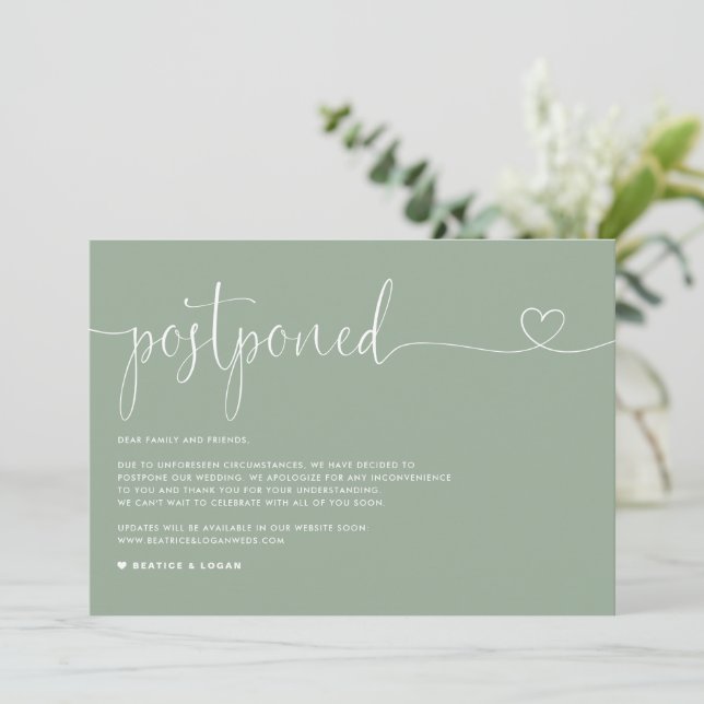 Dainty Script Sage Green Wedding Postponement Ankündigung (Stehend Vorderseite)