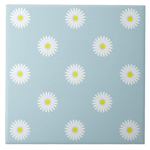 Daisies Illustratives Muster auf blass blau Fliese