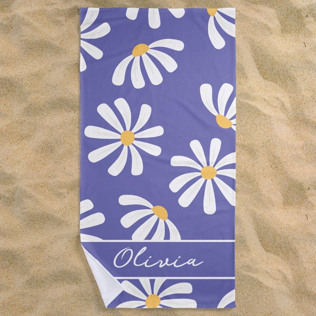 Daisy Floral Periwinkle Monogram Beach Handtuch (Von Creator hochgeladen)
