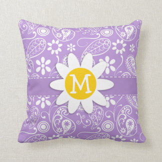 Daisy on Lavender, Light Lila Paisley Pattern Kissen