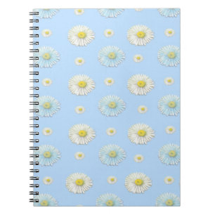 Daisy Pattern auf hellblauem Hintergrund Notizblock