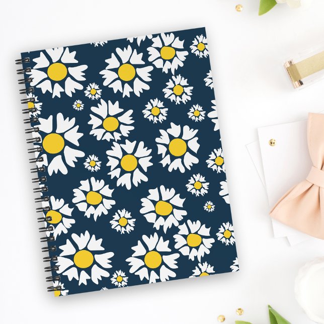 Daisy Pattern, Blumenmuster, weiße Daisien Notizbuch (Von Creator hochgeladen)