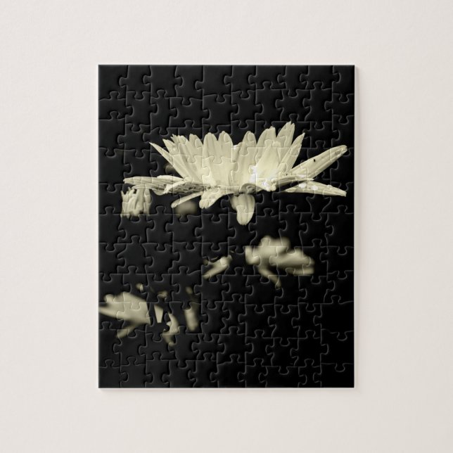 Daisy - Schwarzweiß Puzzle (Vertikal)